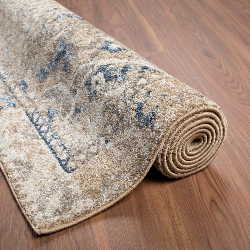 Addison Wellington Antique Medallion Beige/Brown Area Rug (5'3 x 7'7) - 5' 3" x 7' 7"