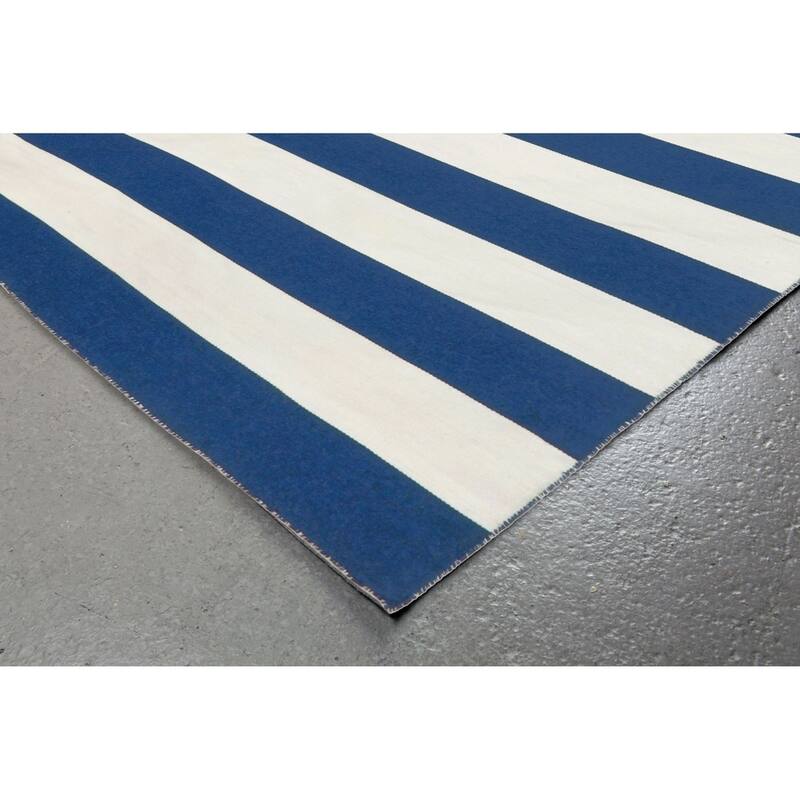 Liora Manne Sorrento Rugby Stripe Indoor/Outdoor Rug - 42" x 66" - Navy