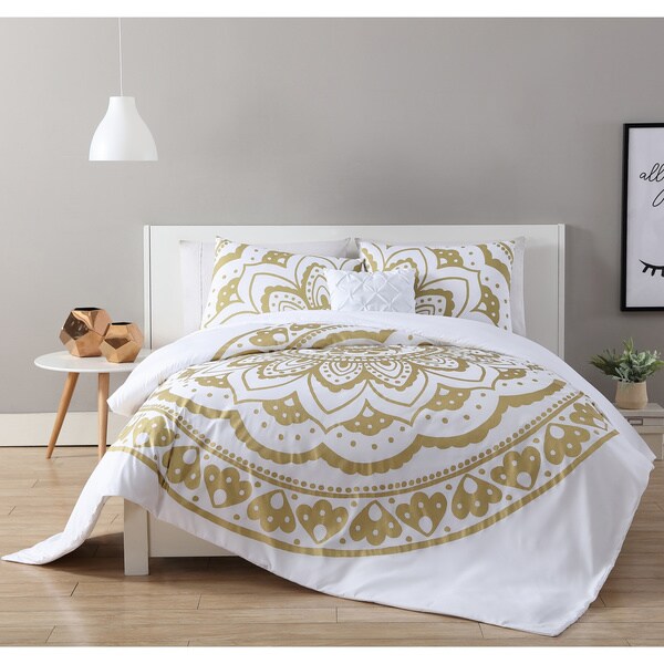 VCNY Home Karma 4-piece Comforter Set