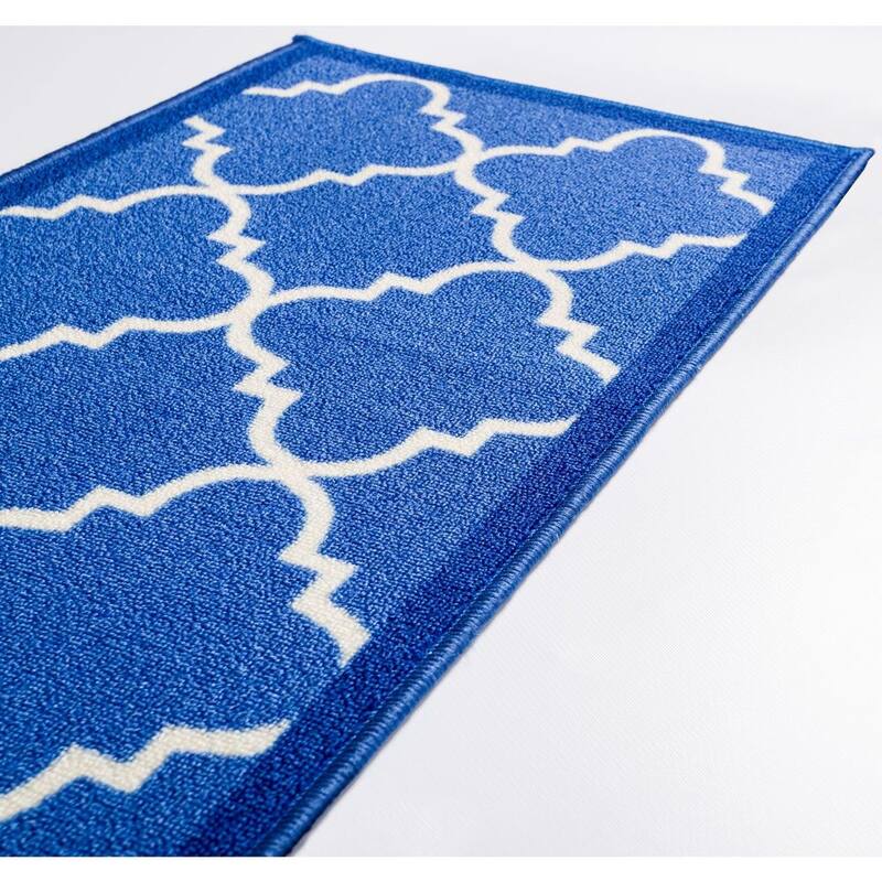 Well Woven Modern Bold Lattice Non-Skid Backing Area Rug - 3'3" x 4'7"
