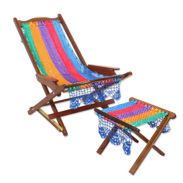 Deck chair with online footstool