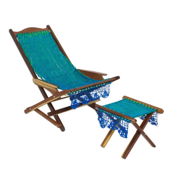 deck chair with footstool