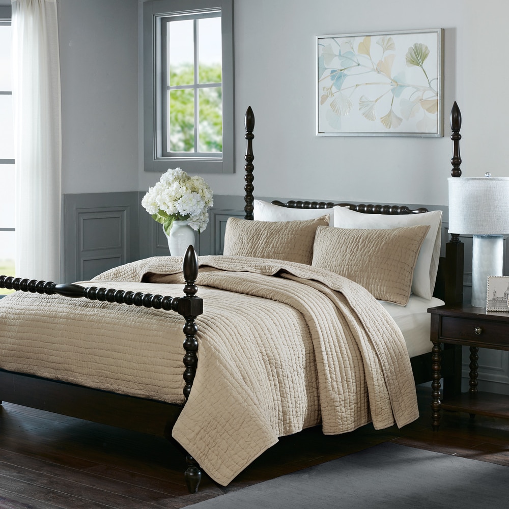 Madison Park Signature Serene Hand Quilted 100% Cotton Quilt Set