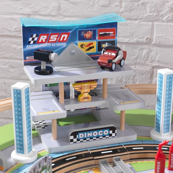 cars 3 race track table