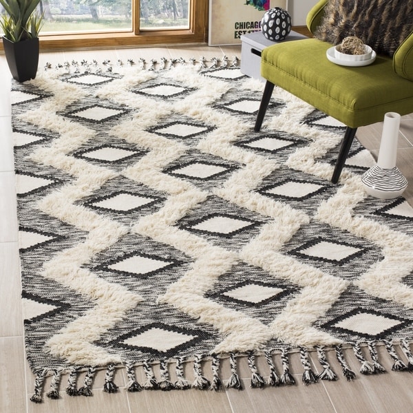 Shop Safavieh HandKnotted Kenya Black/ Ivory Wool Rug 6' x 9' On Sale Free Shipping Today