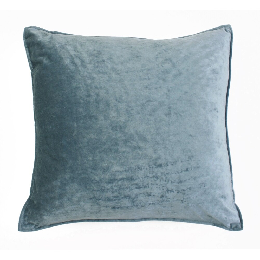 thro studio set of 2 pillows