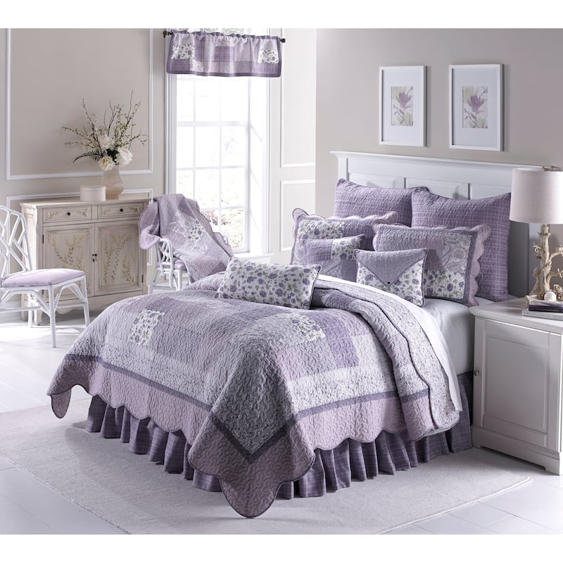 Donna Sharp Lavender Rose Throw