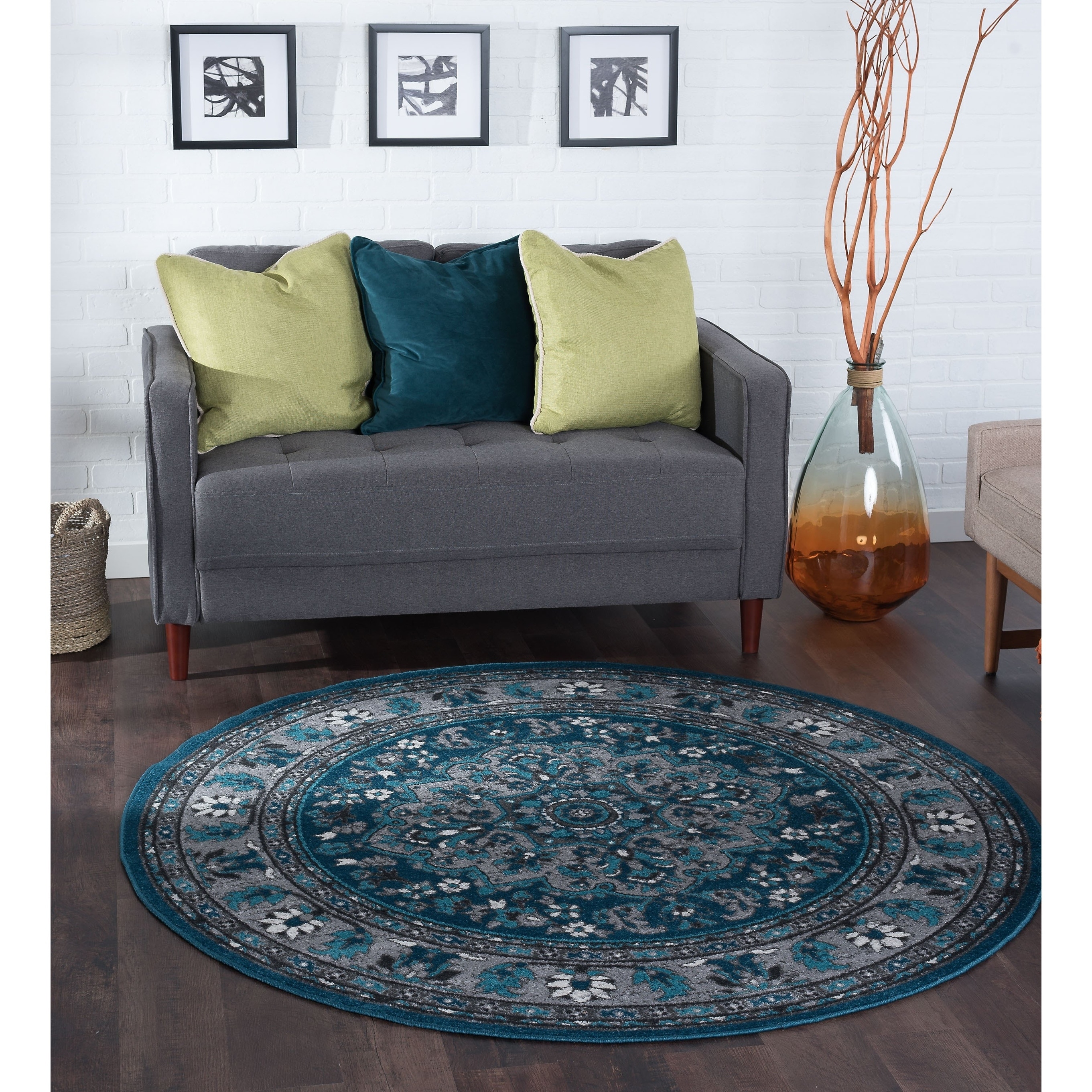 Montez Traditional Oriental Indoor Area Rug