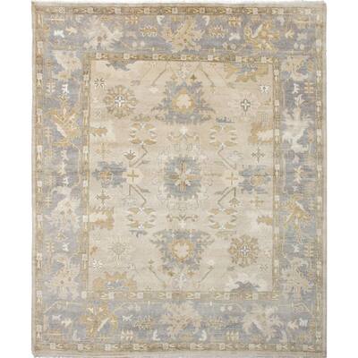 eCarpetGallery Hand-Knotted Royal Ushak Ivory Wool Rug (8'2 x 9'9)