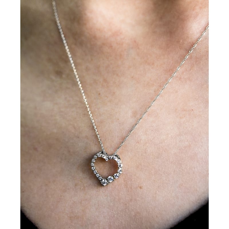 Annello by Kobelli 10k Gold 1/4ct TDW Diamond Journey Heart Pendant
