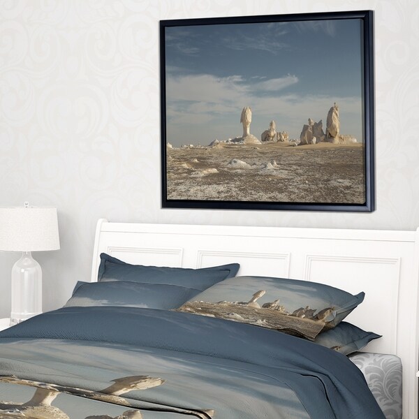 Designart 'Desert of Egypt' Landscape Photography Framed Canvas Art Print