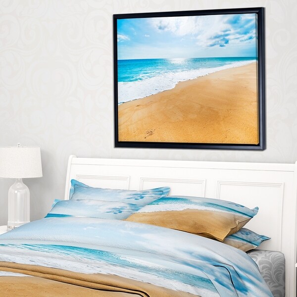 Designart 'Serene Beach and Sun Daylight' Modern Beach Framed Canvas Art Print
