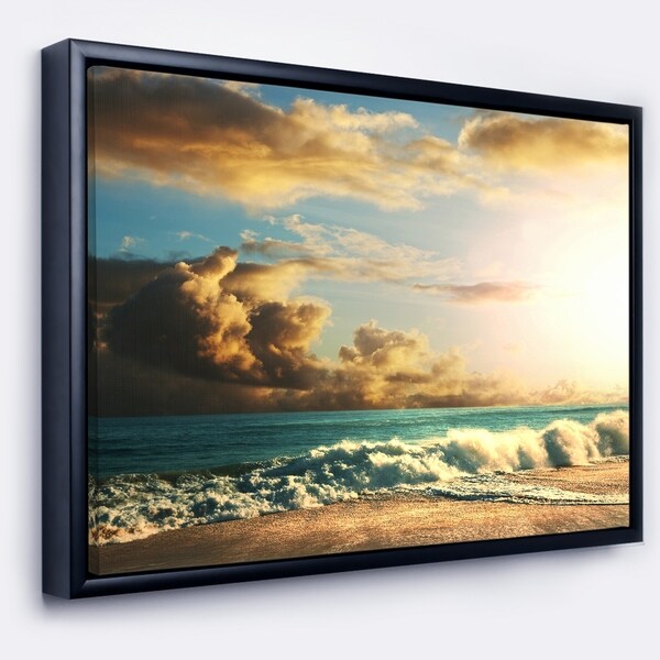 Designart 'Green Sea Beach under Cloudy Sky' Modern Beach Framed Canvas Art Print
