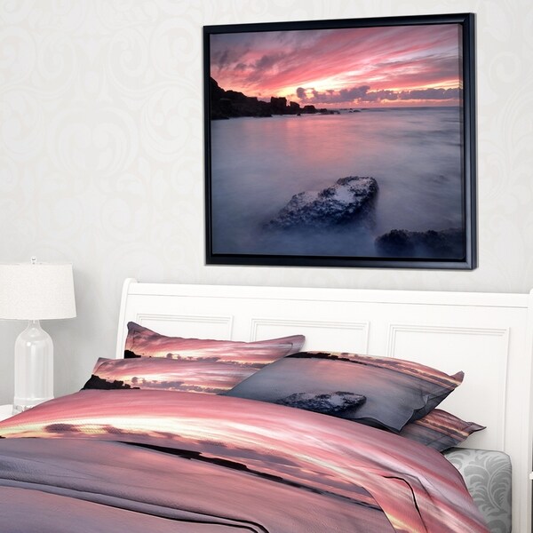 Designart 'Rocks Dark Samarra Seashore Sintra' Seashore Framed Canvas Art Print
