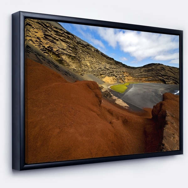 Designart 'In El Golfo Lanzarote Spain Musk Pond' Seashore Framed Canvas Art Print