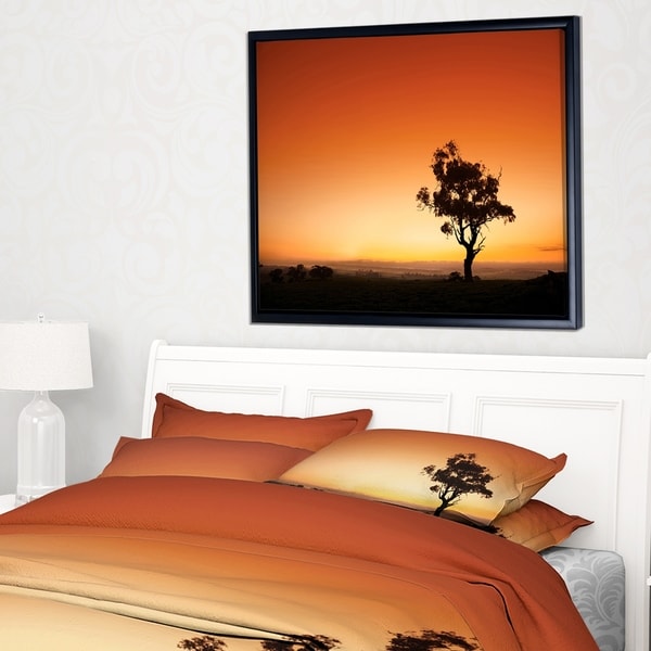 Designart 'Sunrise with Lonely Tree' Landscape Framed Canvas Art