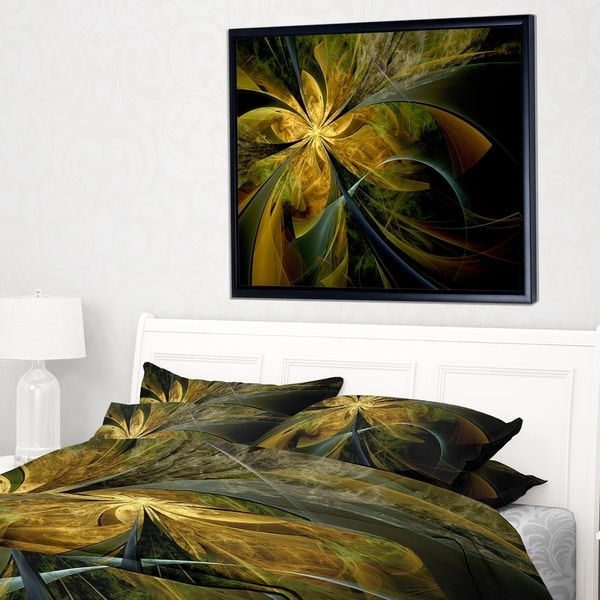 Designart 'Symmetrical Fractal Flower in Gold' Floral Framed Canvas Art Print