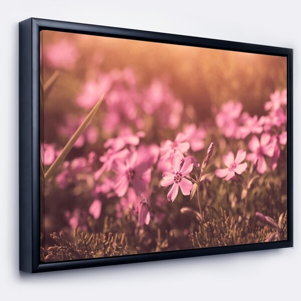 Designart 'Violet Flowers in Vintage Style' Floral Framed Canvas Art Print