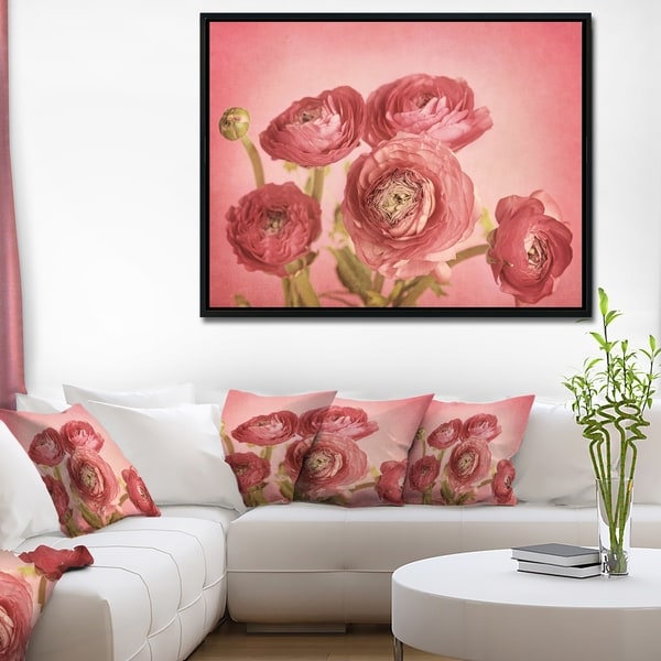 Designart 'Bunch of Ranunculus Flowers on Pink' Floral Framed Canvas Art Print