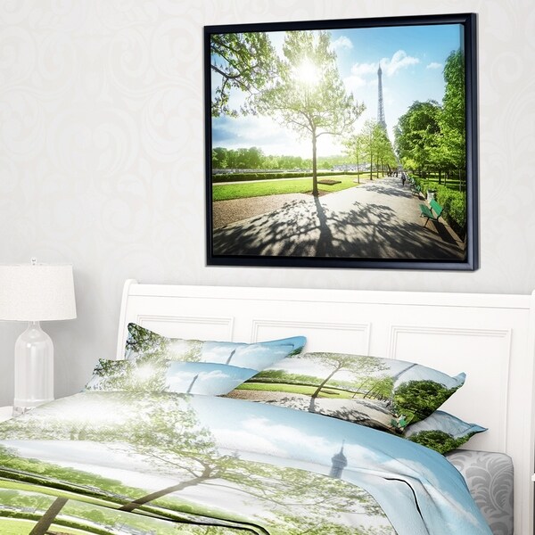 Designart 'Paris Eiffel Towerat Sunny Morning' Landscape Framed Canvas Art Print