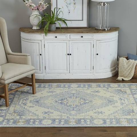 Momeni Anatolia Wool Blend Traditional Medallion Area Rug
