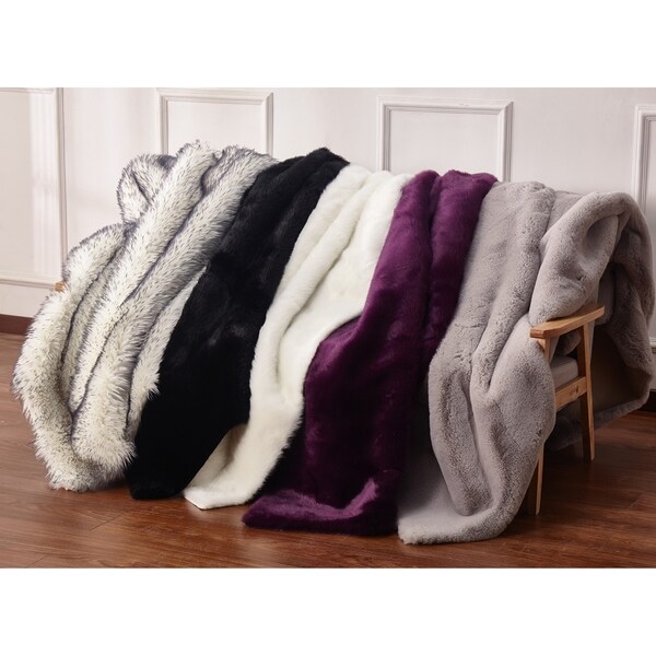 Animal Feel Faux Fur Area Rug With Suede Backing 5 X 7 Animal Feel Faux Fur Area Rug With Suede Backing