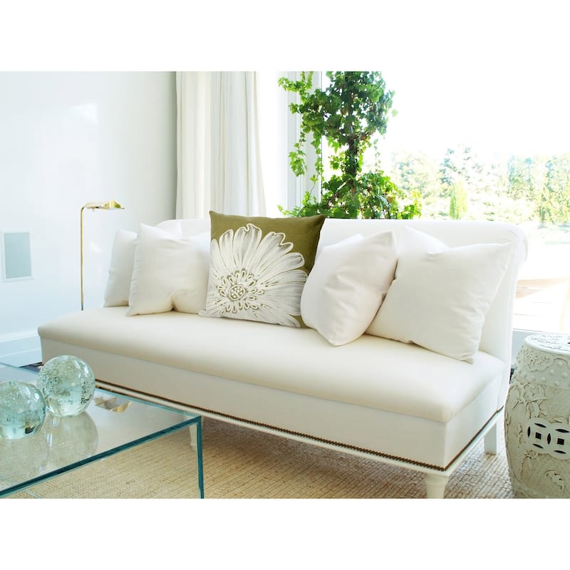 Liora Manne Embossed Flower Pillow (20 x 20)