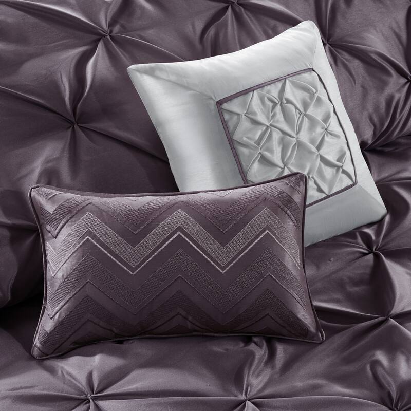 Madison Park Essentials Loretta Plum 24-piece Room in a Bag