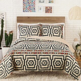 Makers Collective Hypnotic Quilt Set