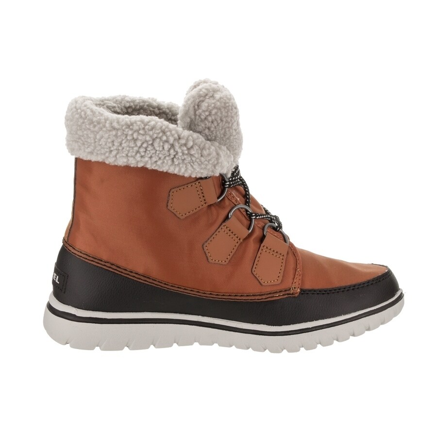 sorel cosy carnival