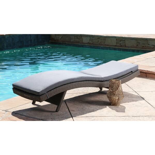 Abbyson Outdoor Palermo Wicker Adjustable Patio Chaise with Cushion ...