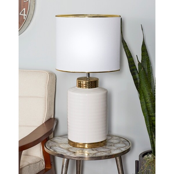 white round lamp shade