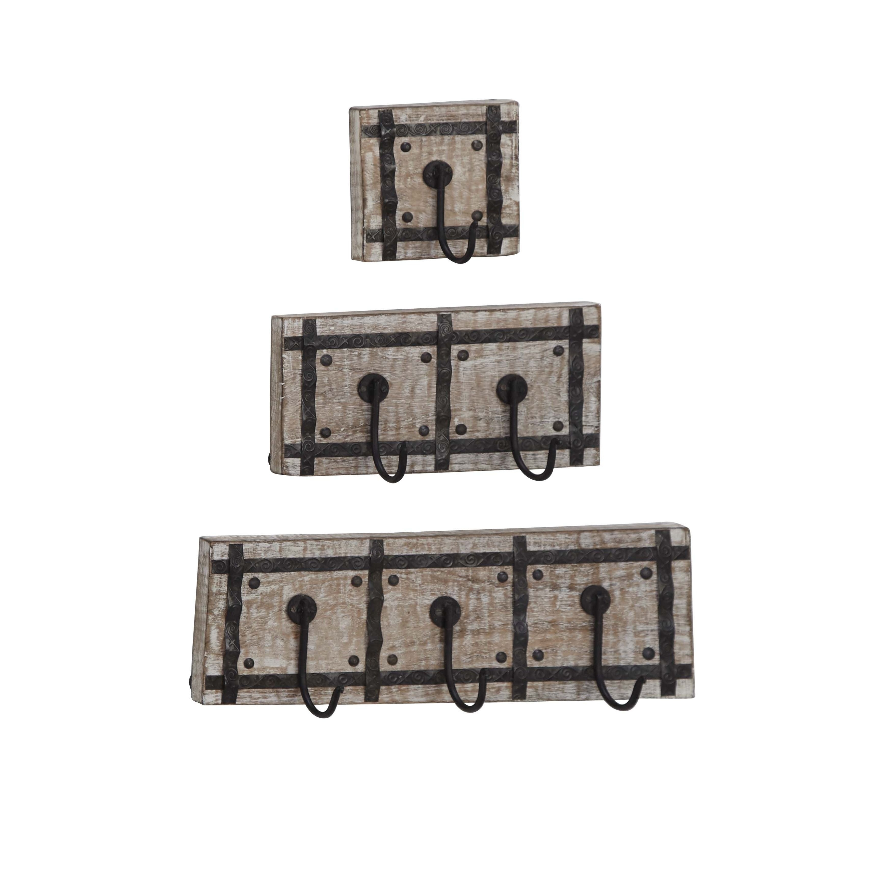 Shabby Chic Cast Iron Decorative Wall Hooks - Rustic - Silver - Antique -  French Country Charm - Large Decorative Hanging Hooks - Set of 3 - Screws  and Anchors for Mounting Included- 7x3.15 : : Home