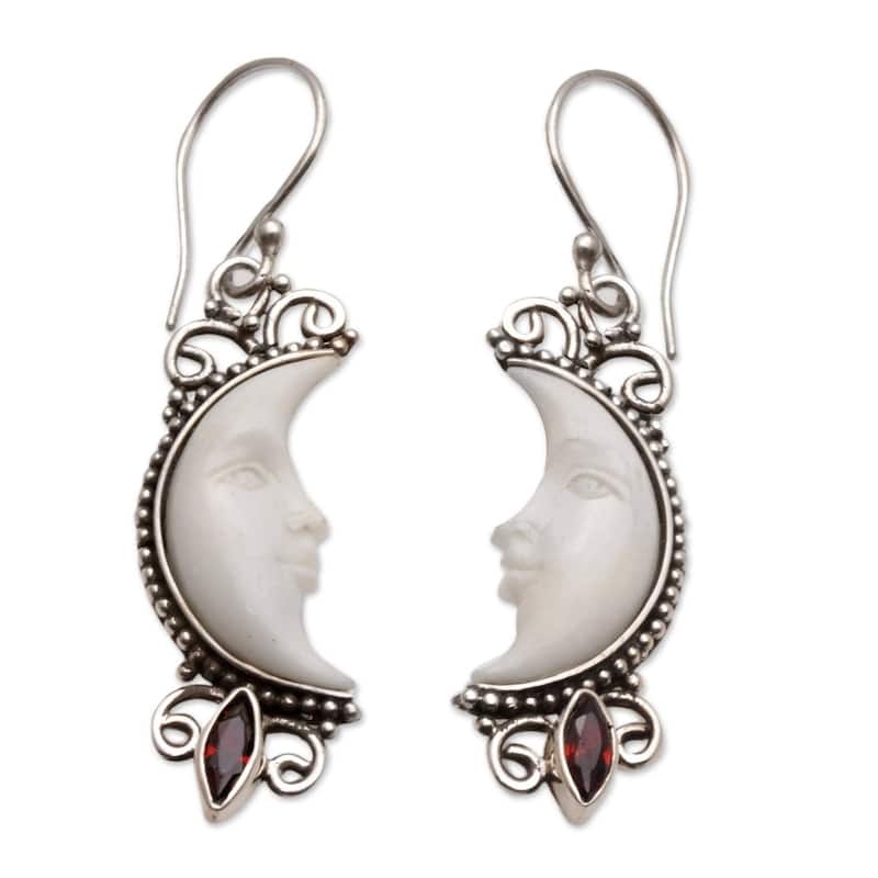 NOVICA Handmade Sterling Silver Natural Moonlight Garnet Earrings (Indonesia) - 1.7*0.5 - Red - Garnet - White