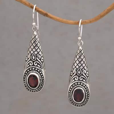 NOVICA Handmade Sterling Silver 'Sparkling Delight' Garnet Earrings (Indonesia) - 1.9*0.5