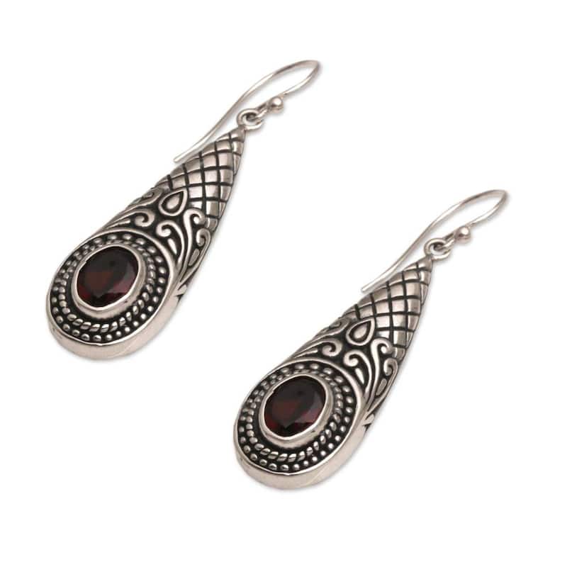 NOVICA Handmade Sterling Silver 'Sparkling Delight' Garnet Earrings (Indonesia) - 1.9*0.5
