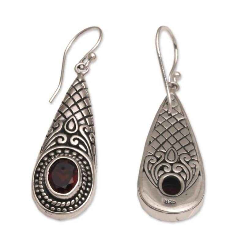 NOVICA Handmade Sterling Silver 'Sparkling Delight' Garnet Earrings (Indonesia) - 1.9*0.5