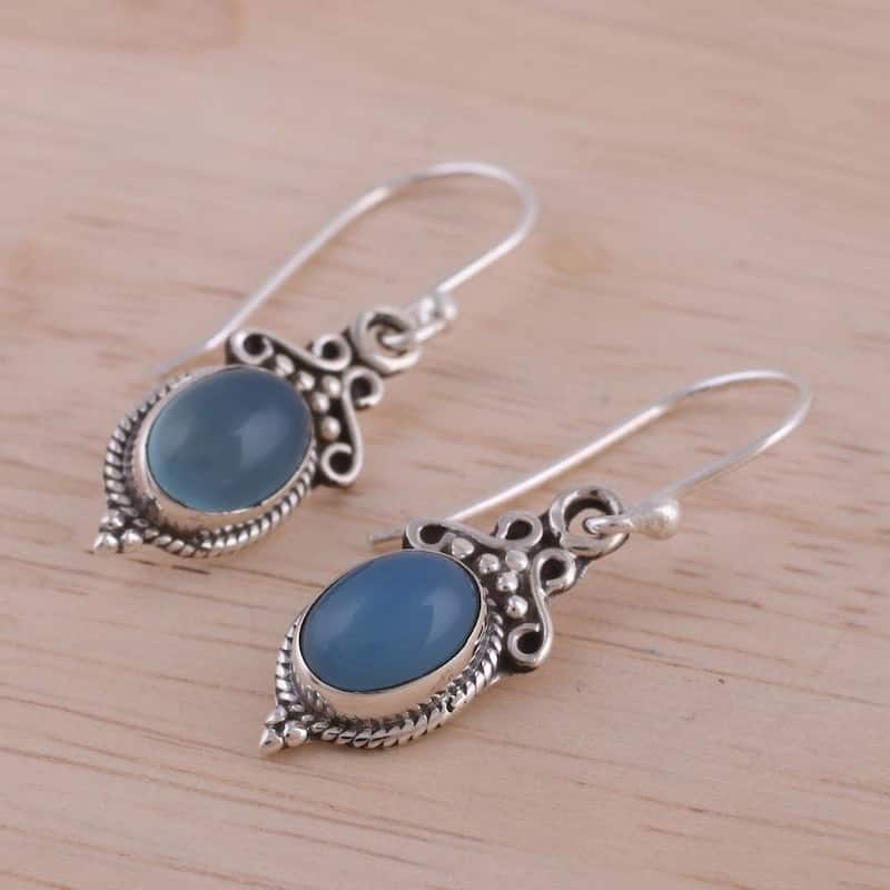 NOVICA Handmade Sterling Silver 'Elegant Gloss in Blue' Chalcedony Earrings - 1.2*0.4