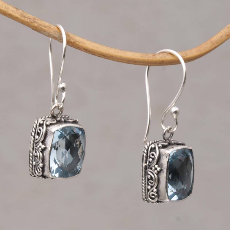 Handmade Sterling Silver Temple Gleam Blue Topaz Earrings (Indonesia) - 1.2L*0.4W