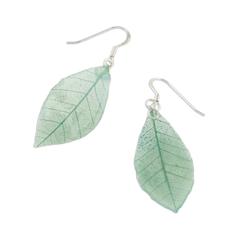 NOVICA Handmade Sterling Silver Natural Leaf 'Stunning Nature in Jade' Earrings (Thailand) - 2.2*0.8