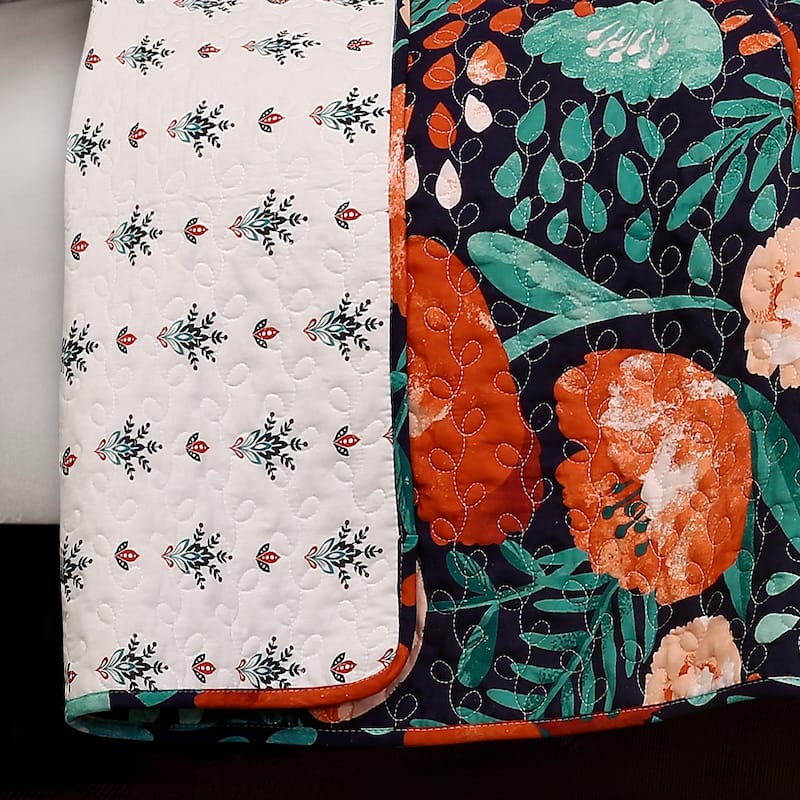 Porch & Den Egger Poppy Pattern 3-piece Quilt Set