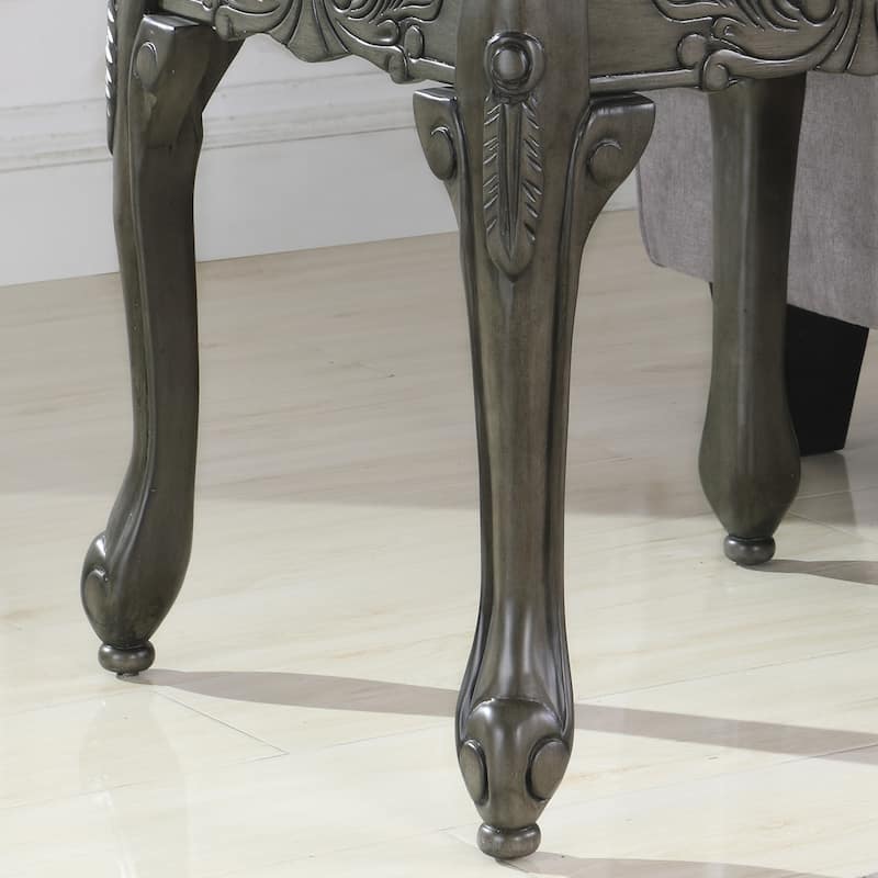 Traditional Ornate Detailing End Table