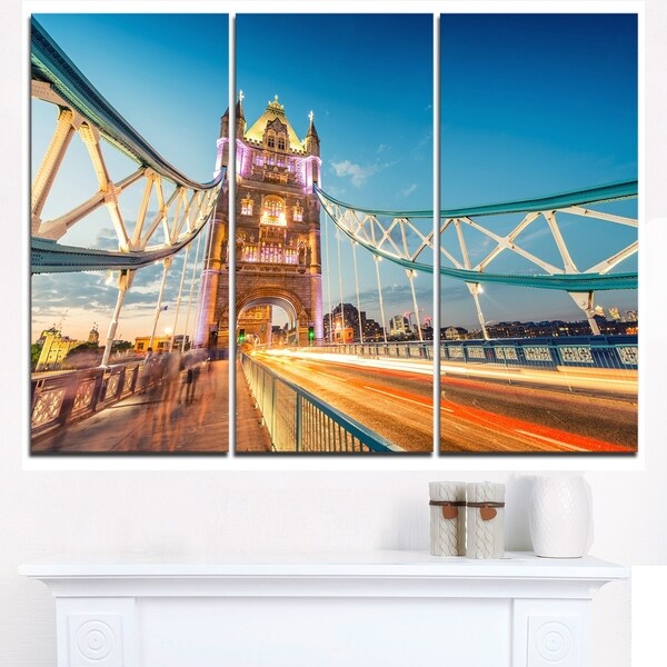 Beautiful View of Tower Bridge London - Cityscape Canvas print