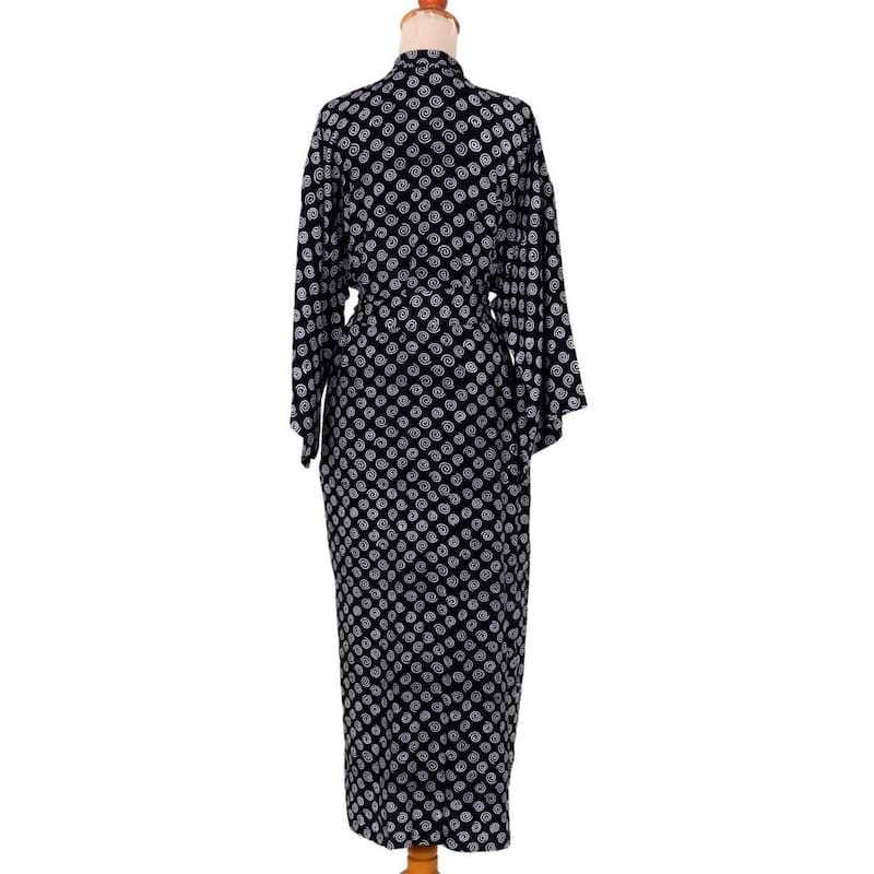 Handmade Rayon 'A Thousand Swirls' Robe (Indonesia)