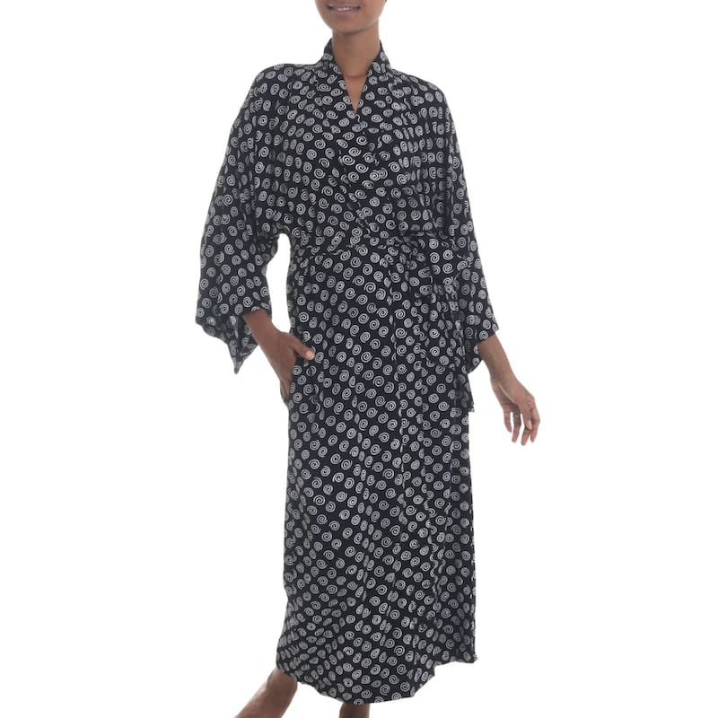 Handmade Rayon 'A Thousand Swirls' Robe (Indonesia) - M