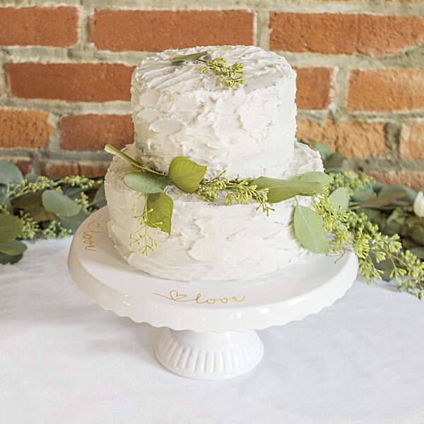 Love Cake Stand