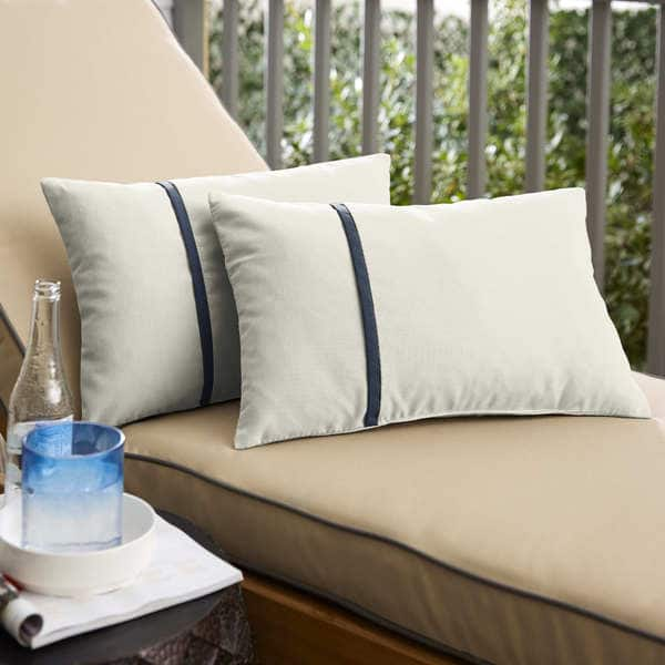 https://ak1.ostkcdn.com/images/products/19850243/Sunbrella-Canvas-Natural-Spectrum-Indigo-Indoor-Outdoor-Pillows-Set-of-2-dbdd3252-6dd7-4f97-a8c4-31d9e101d5ab_600.jpg?impolicy=medium