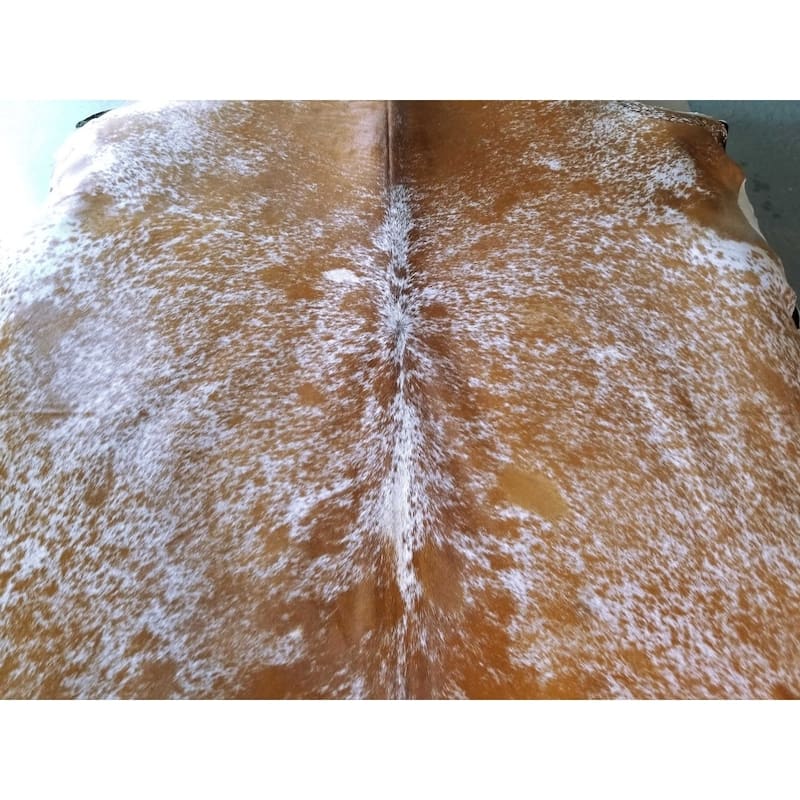 Pergamino Black Speckles Cowhide Rug