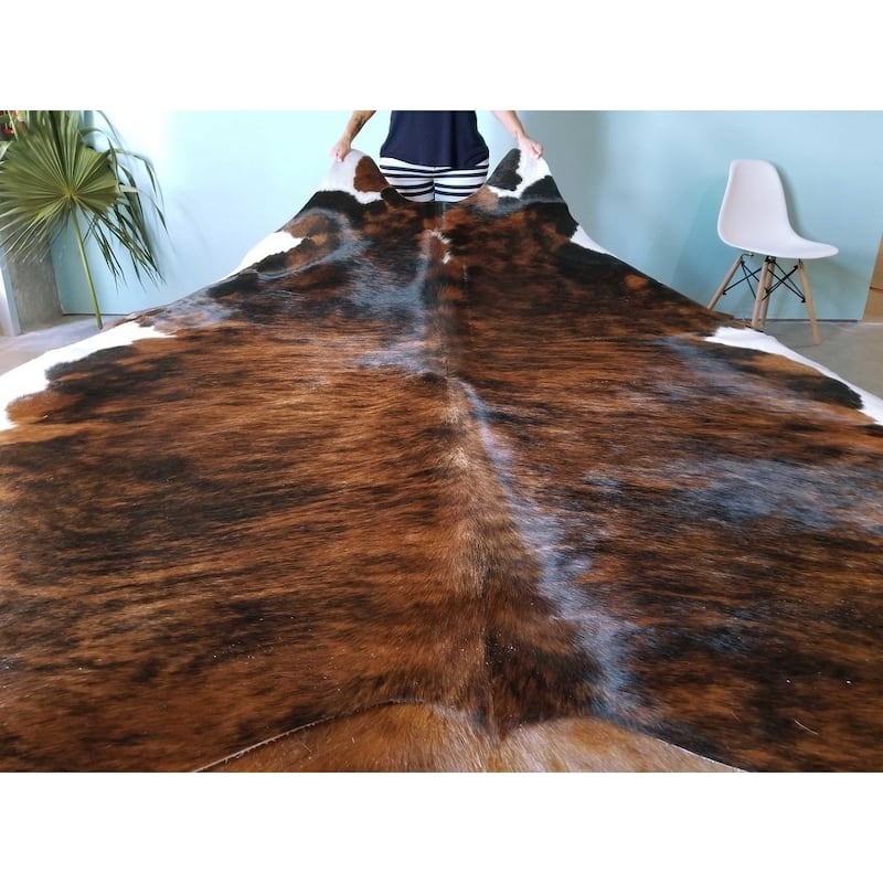 Pergamino Brindle White Belly Cowhide Rug