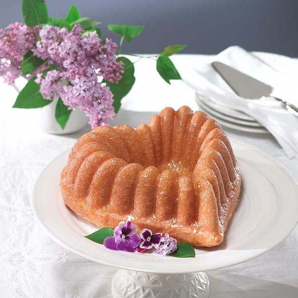 Nordic Ware Non-Stick Round Elegant Party Bundt Cake Pan & Reviews